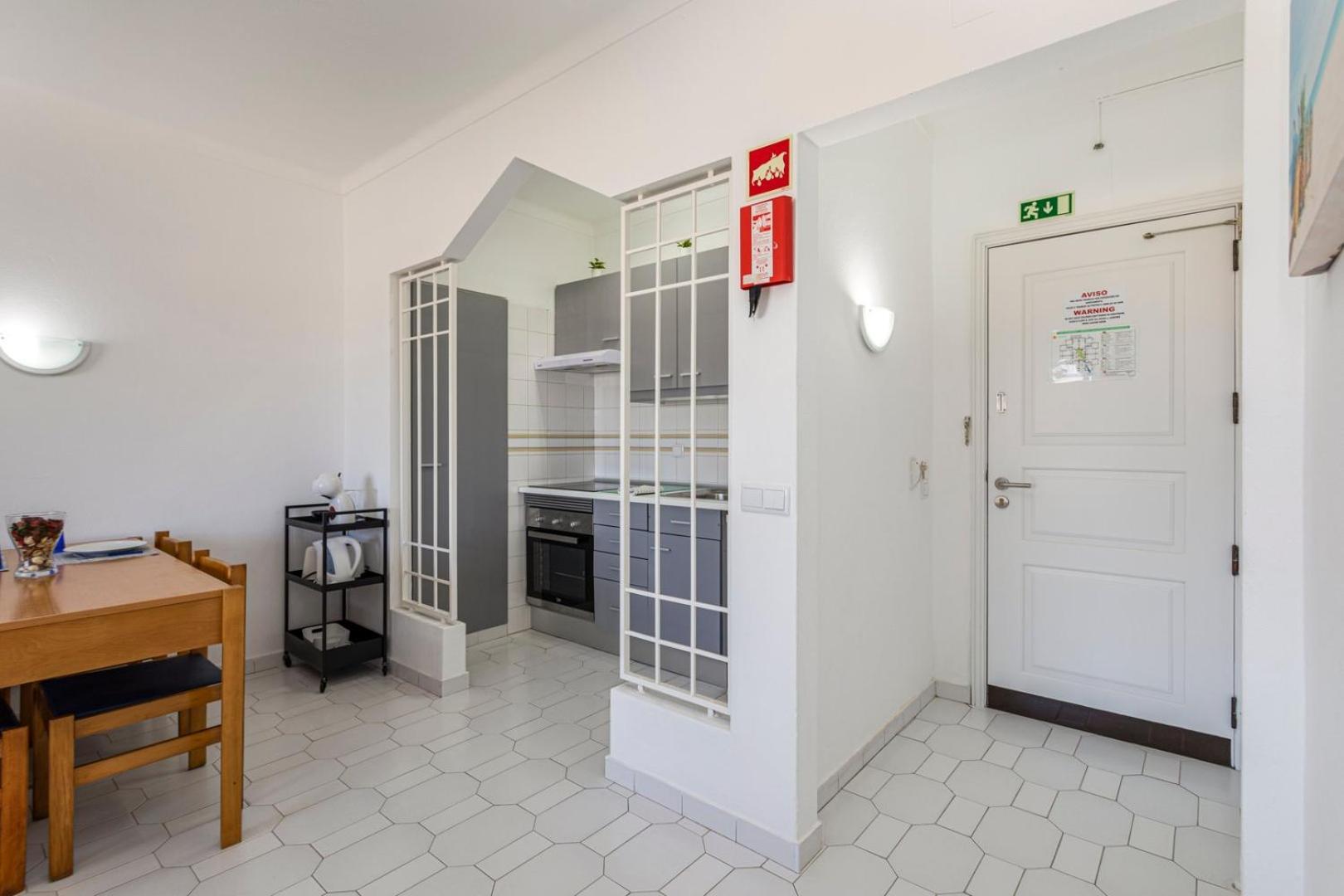 Appartement The Albufeira Concierge - Pool & Sunset Balconies Extérieur photo