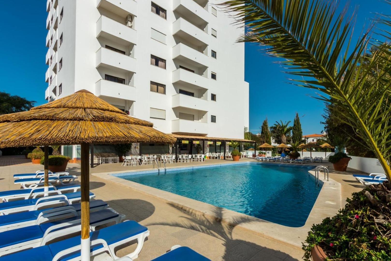 Appartement The Albufeira Concierge - Pool & Sunset Balconies Extérieur photo