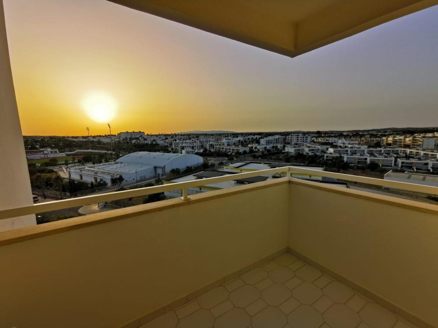 Appartement The Albufeira Concierge - Pool & Sunset Balconies Extérieur photo